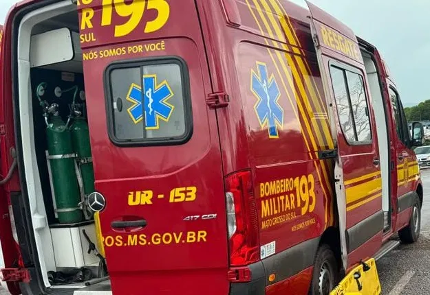 Idosa de 86 anos sofre fratura no punho e ferimentos no rosto após queda em Corumbá